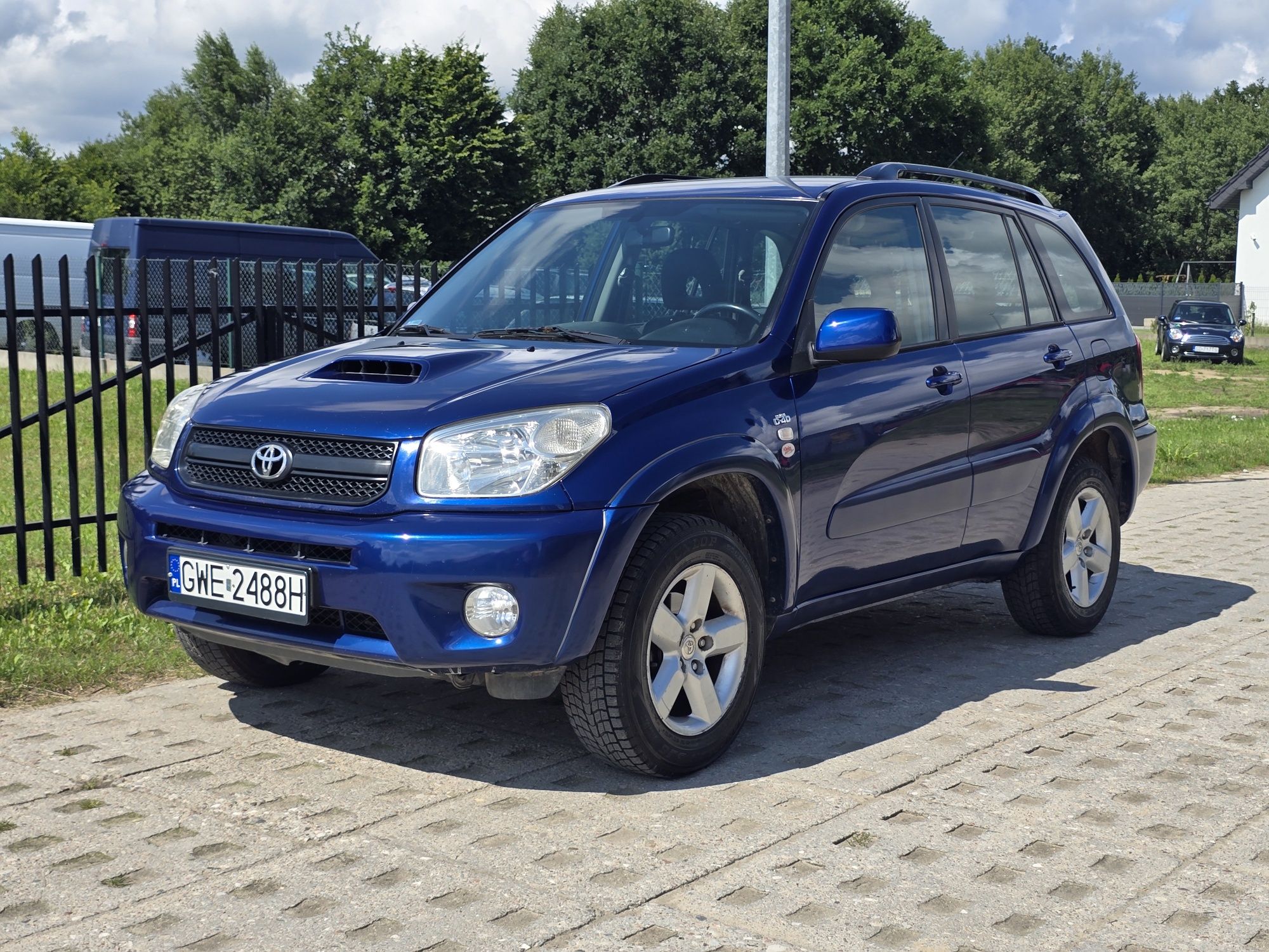 Toyota RAV4, 2005r, 2.0d, manual, 4x4, ładny stan, hak, klima, alu.