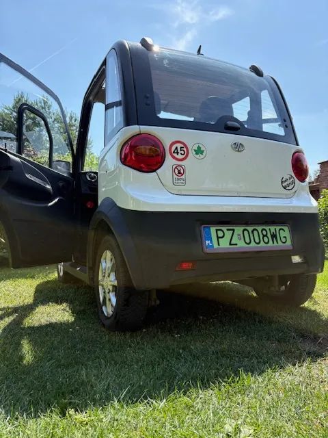Microcar  Pojazd elektr. 2 tryby prędk. kat B1, AM