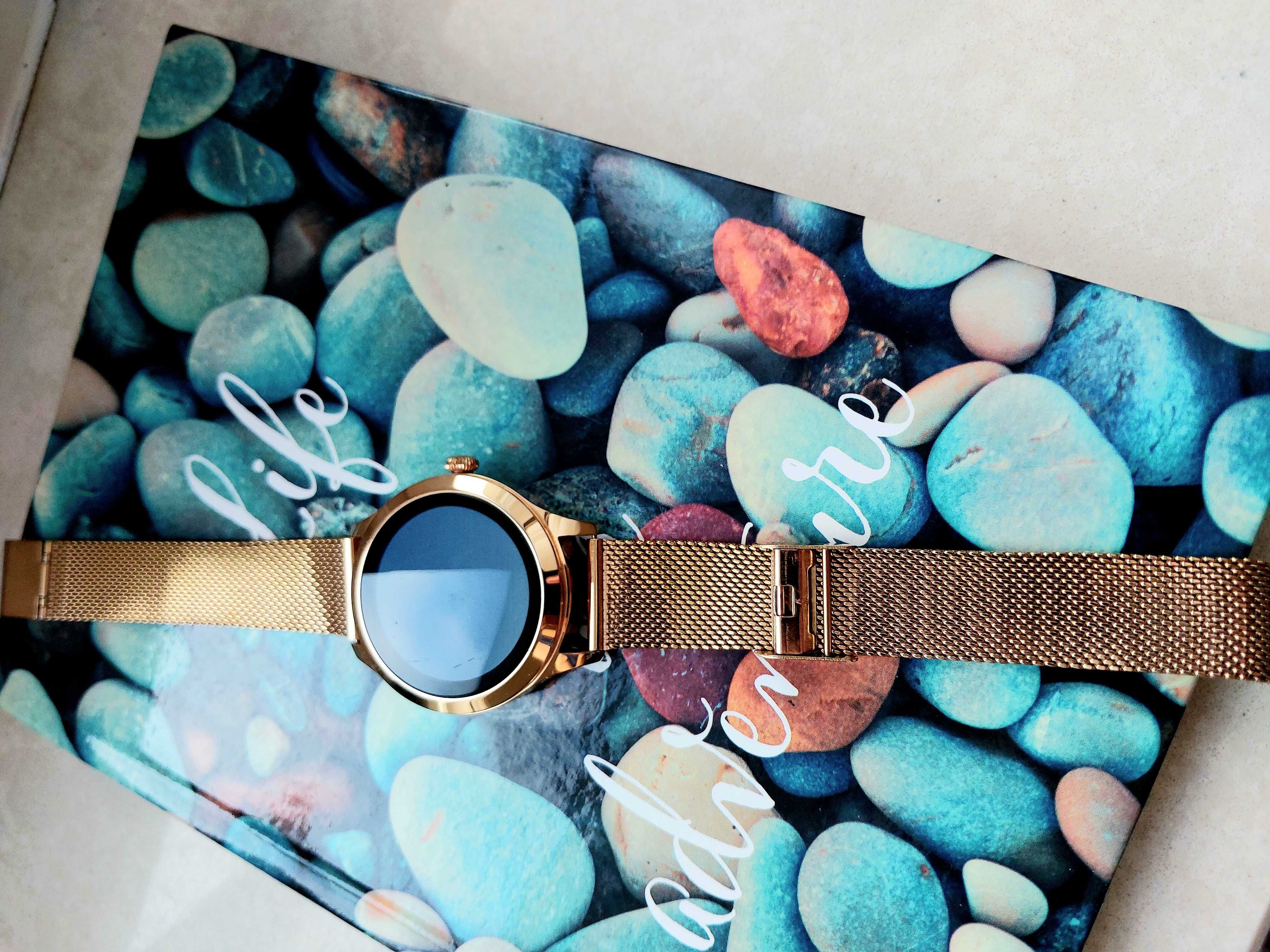 Świetny zegarek smartwatch! :) Piękny / złoty / elegancki !