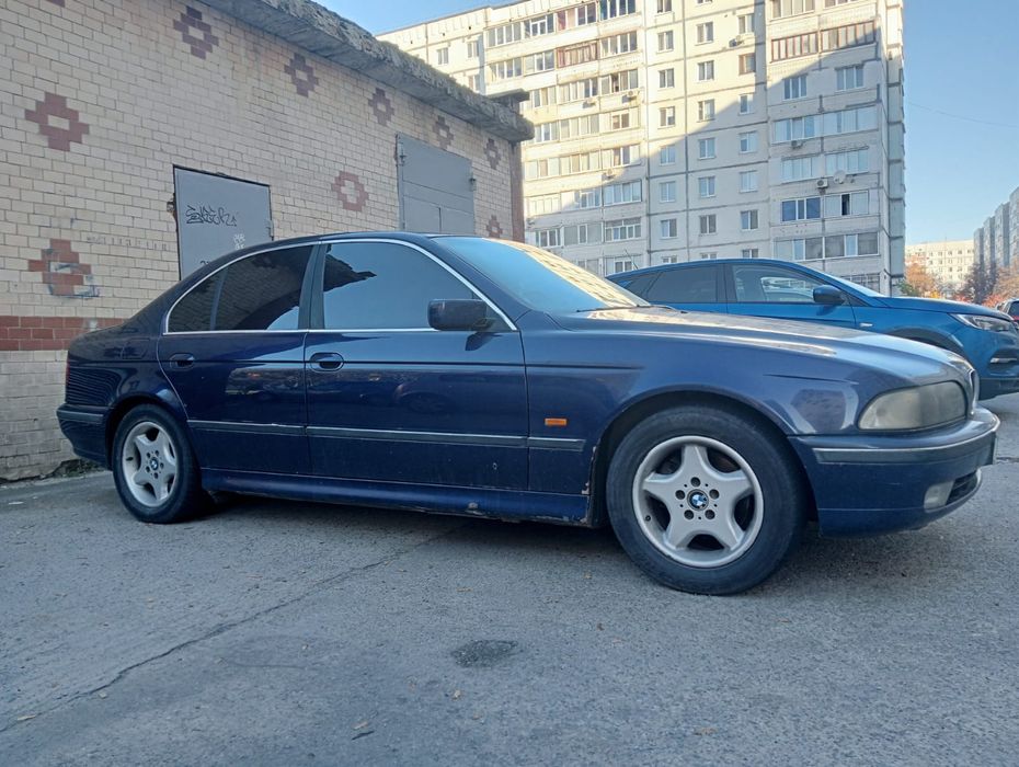 Продам свою БМВ 528і