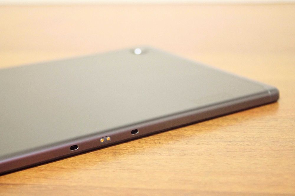 Планшет Lenovo TAB M10 HD TB-X306F