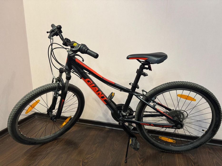 Велосипед горный прогулочный Giant XTC JR 24