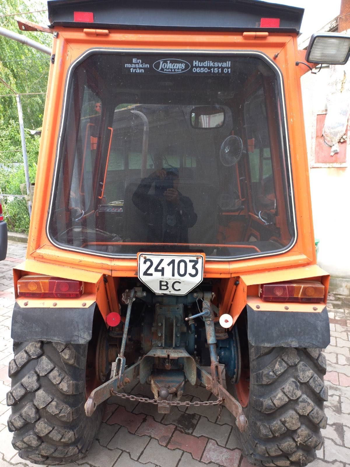 Трактор Kubota L245