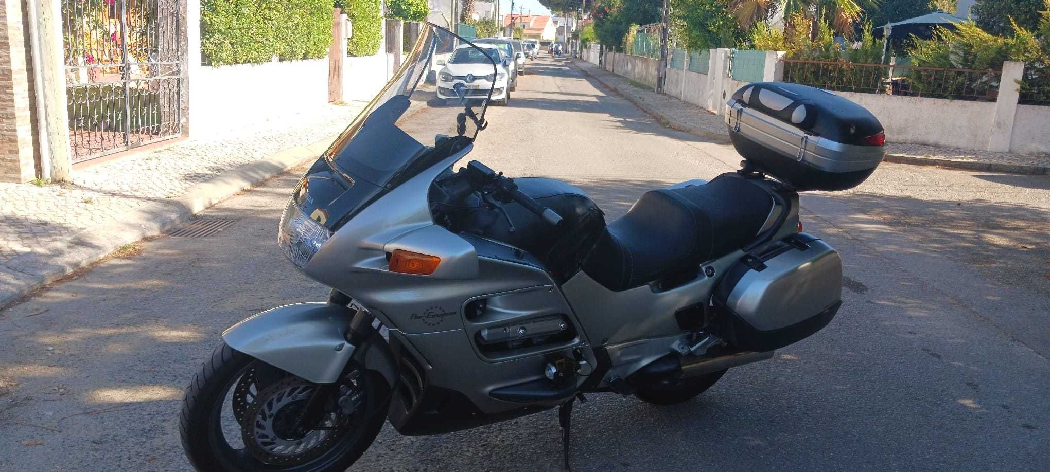 Vende-se PAN European 1100
