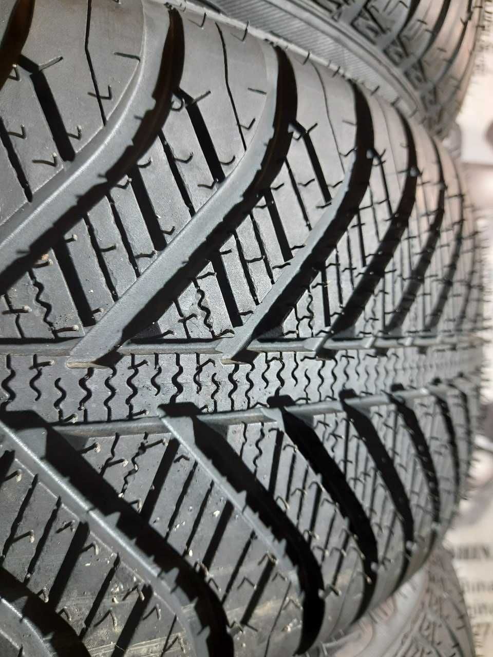 Шини 8мм 225/50 R17 GOODYEAR Vector4Seasons б/у всесезон склад