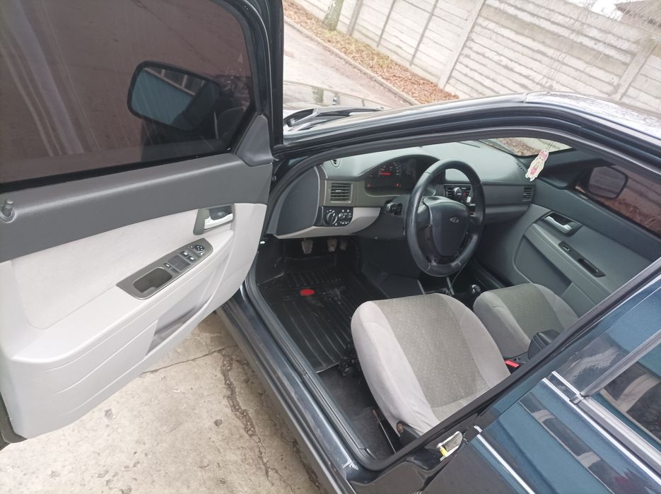 Lada Priora хетчбек