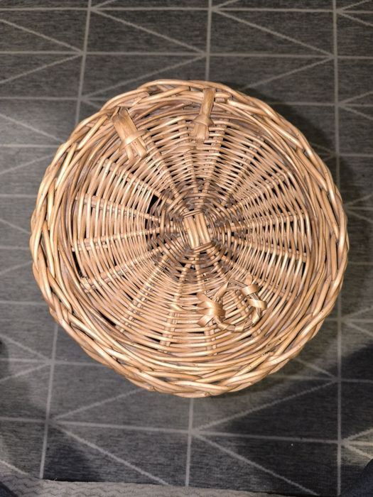 Cesto em verga..