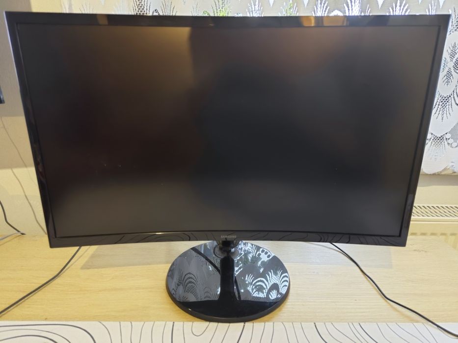 Monitor Samsung S24C360EAU 24" Full HD VA 75Hz Zakrzywiony
