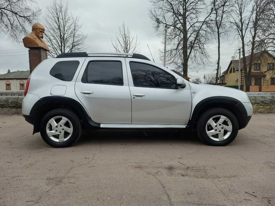 Продам Dacia Duster 2010