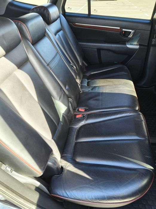 Hyundai Santa Fe -  9900 $, торг возможен