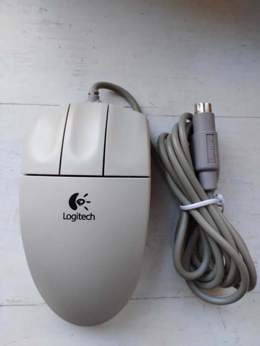 Мишка PS2 з коліщатком (не оптична), фірми Logitech, б/в