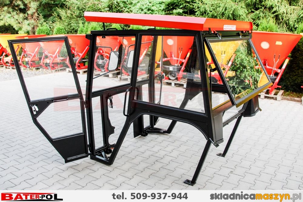 Kabina Ursus C-360 bez błotników