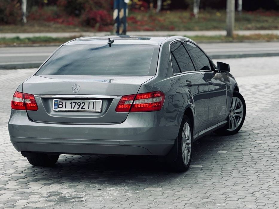 Продам Мерседес Е 220 CDI, автомат