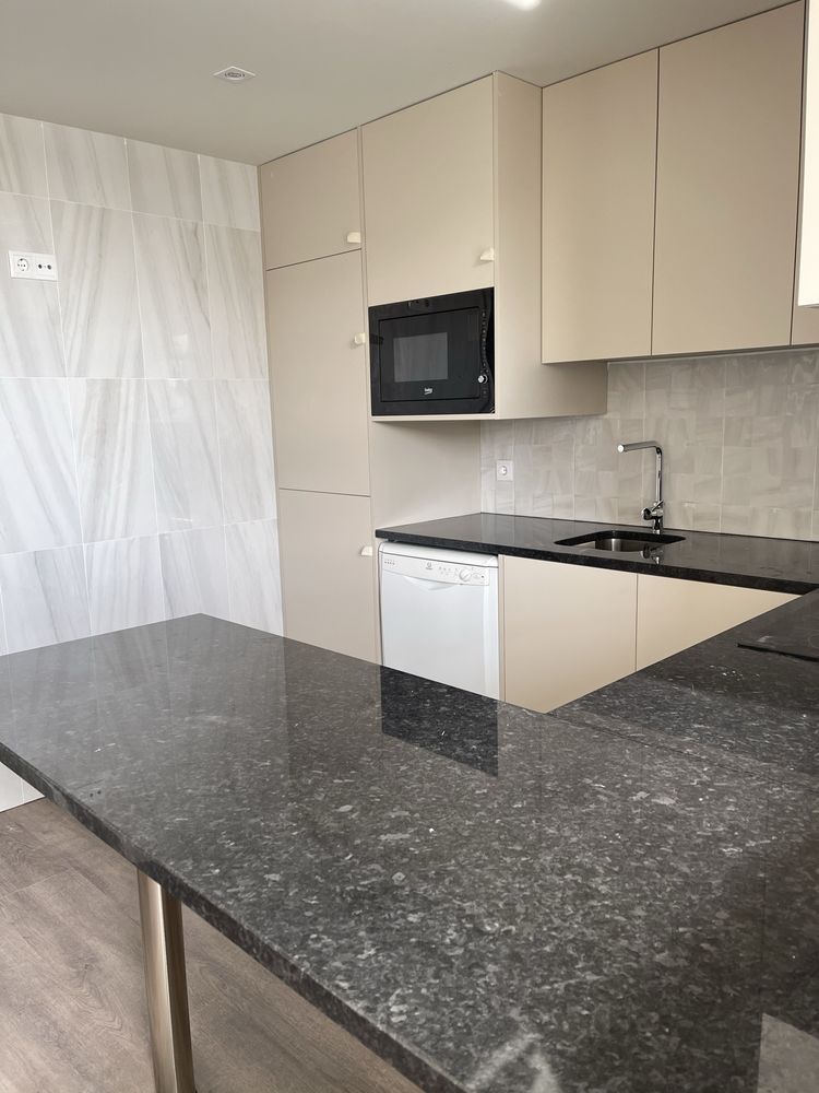 Apartamento T4 Remodelado