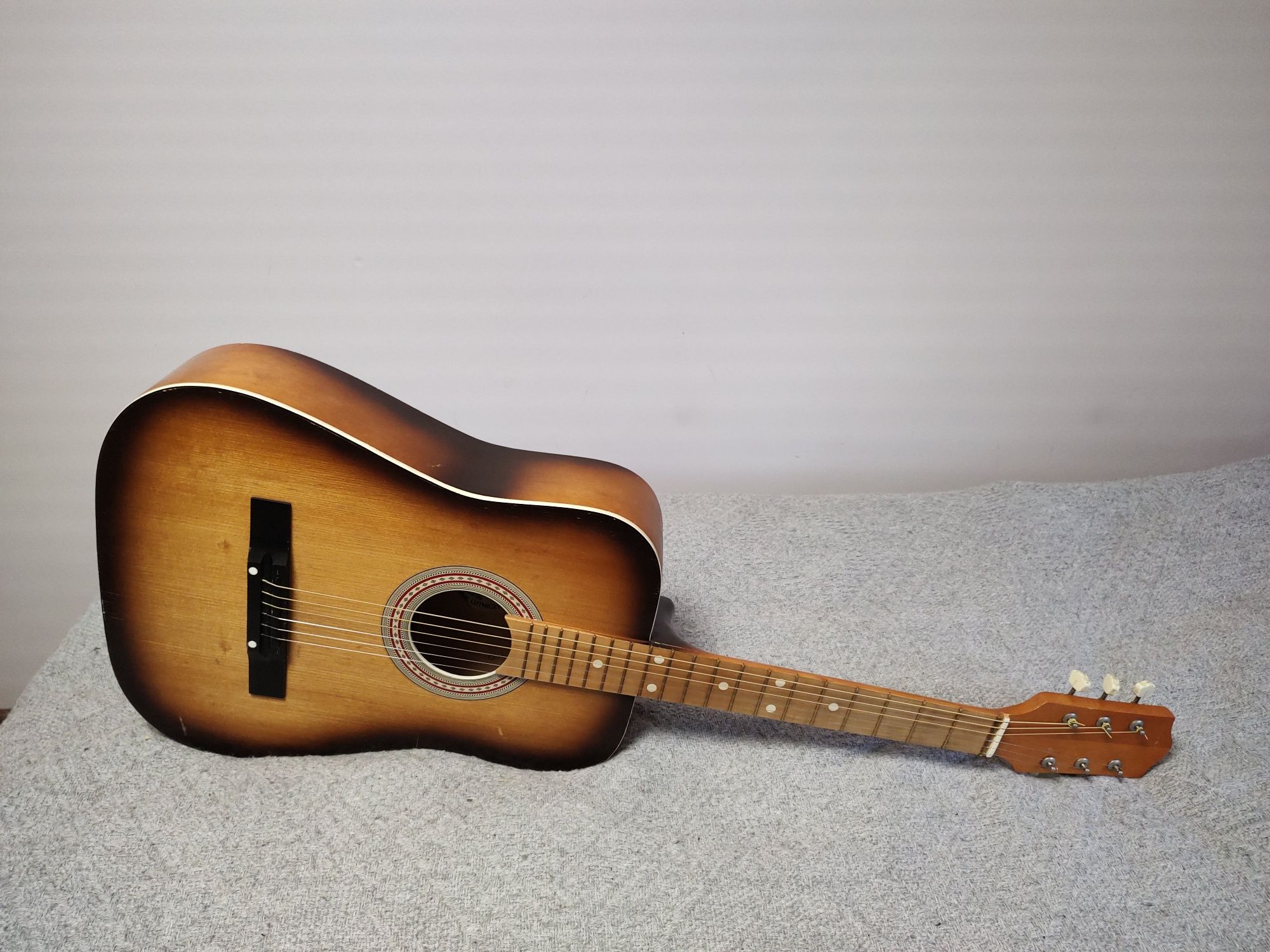 Defil F-6 Szeroki gryf gitara akustyczna Piękny Sunburst Dźwięk !!