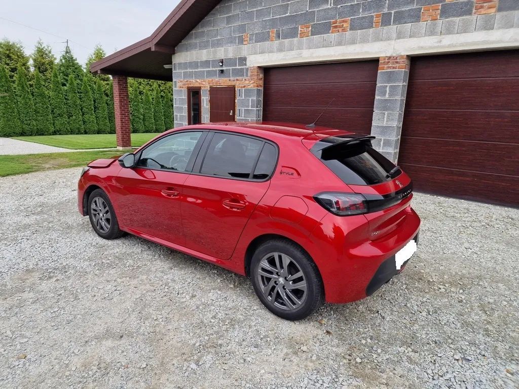 Peugeot 208 1.2 PureTech, wersja Style, Nawigacja, Kamery