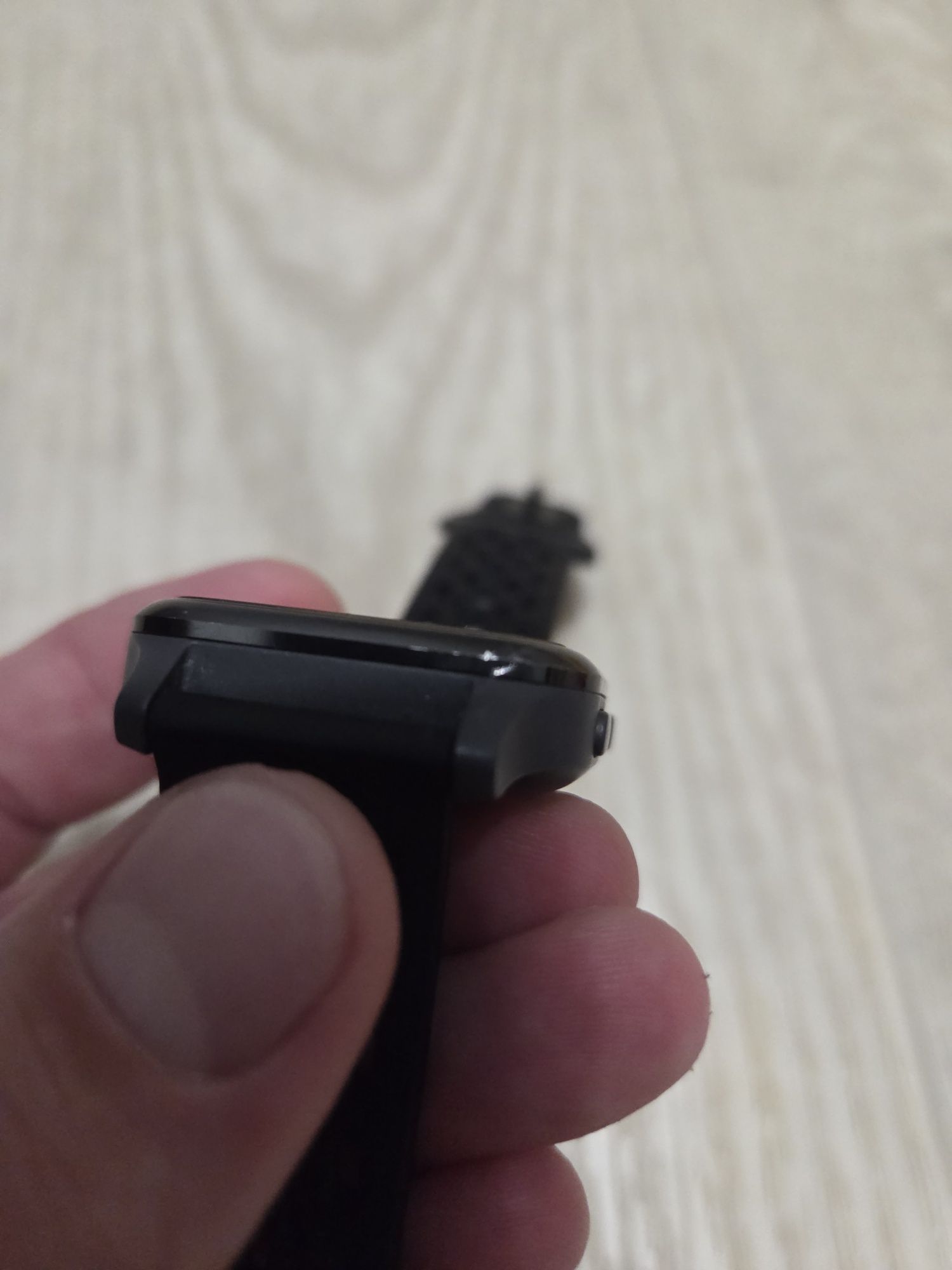Продам смарт часы Garmin Venu SQ