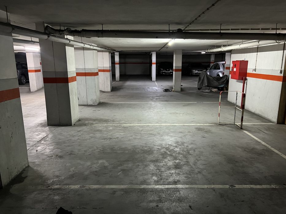Alugo Lugar de Garagem junto ao hospital da Prelada