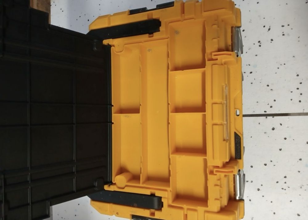 Piła dewalt dcs 391 skrzynia duża bdb bateria 3.0