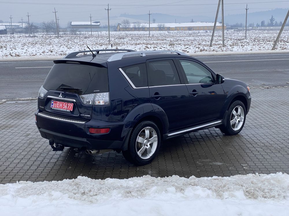 mitsubishi outlender 2,2 2011р (кроссовер,мітсубісі,аутлендер,rav4)