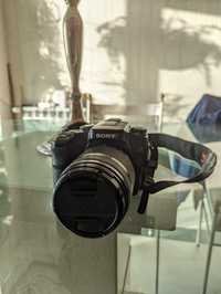 Sony Camera DSLR A-100 com Lente 18-200mm
