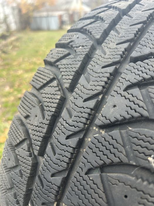 Шини бу 205/55 16 91T LASSA Iceway Пара ЗИМОВА