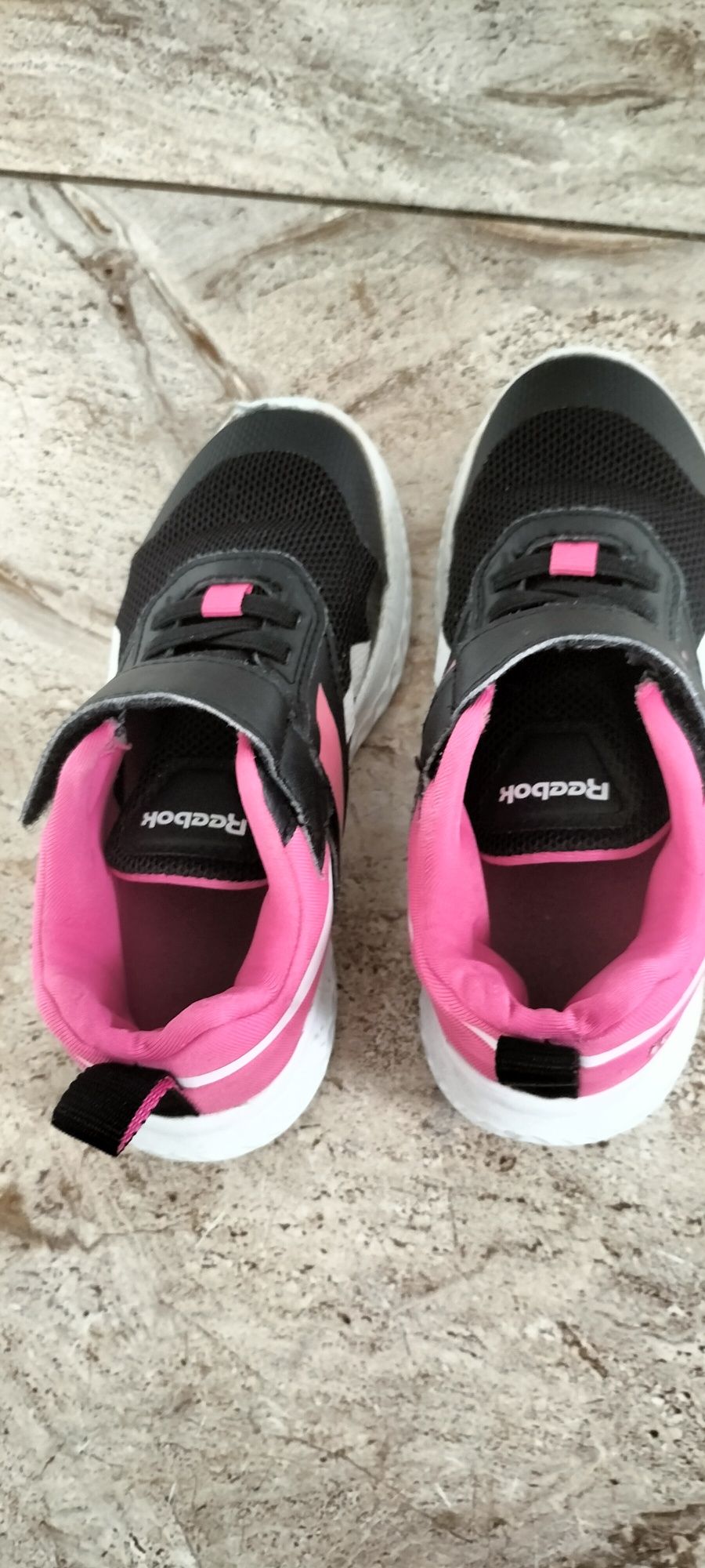 Buty dla dziewczynki 28