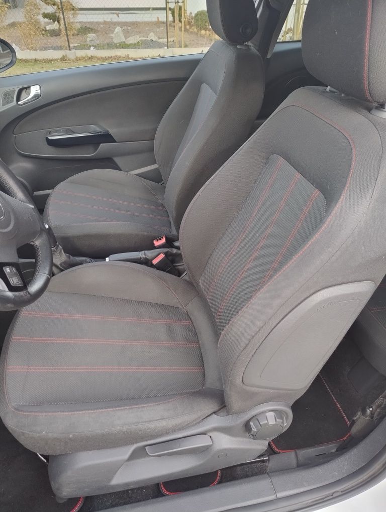 Opel Corsa 1,4 bardzo dobry stan