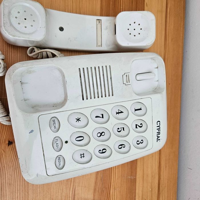 Telefon stacjonarny