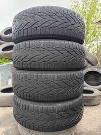 225/65 R17 Nokian