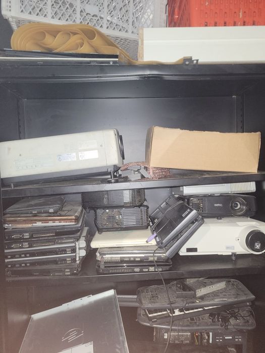 Despacho caixas pc com componentes varios