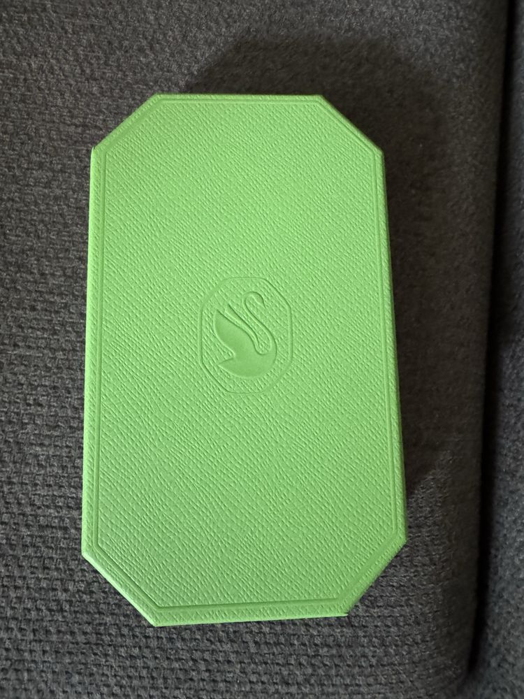 Etui Swarovski na iphone 15 pro max orginał