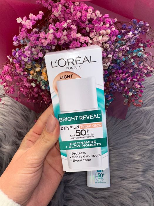 krem L'Oreal loreal bright reveal nowy do twarzy z SPF kolor 01 light
