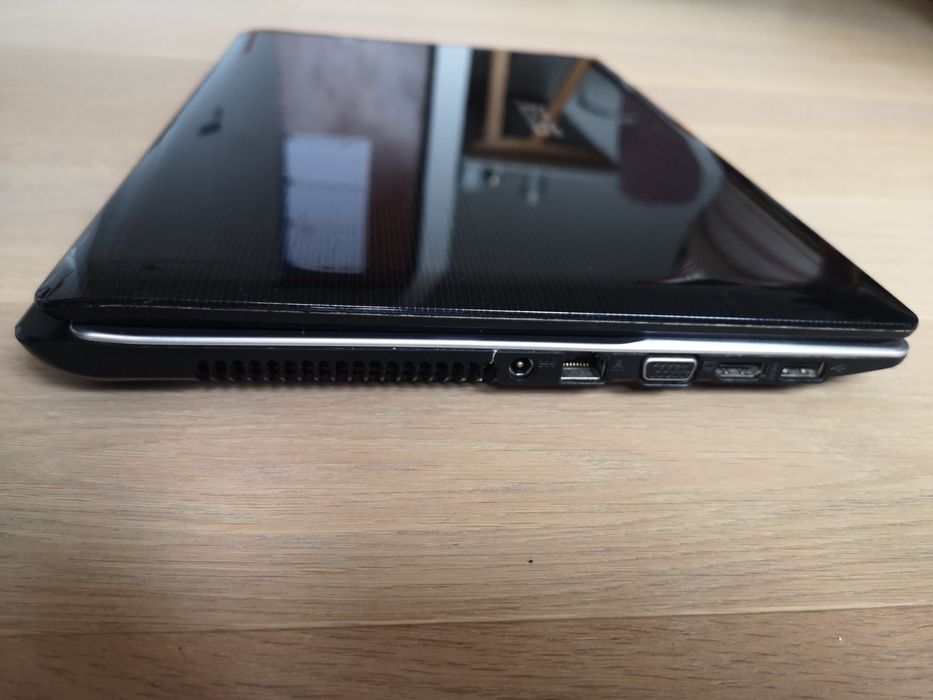 Laptop Asus K53S 8GB/640GB i5-2410M Nvidia GeForce GT 520M