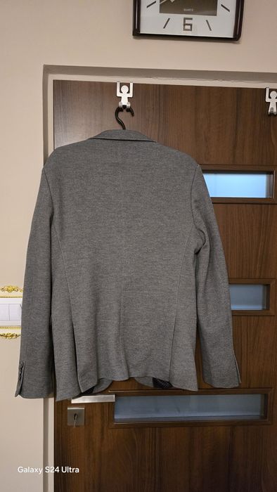 Sprzedam męską marynarkę i kamizelkę.