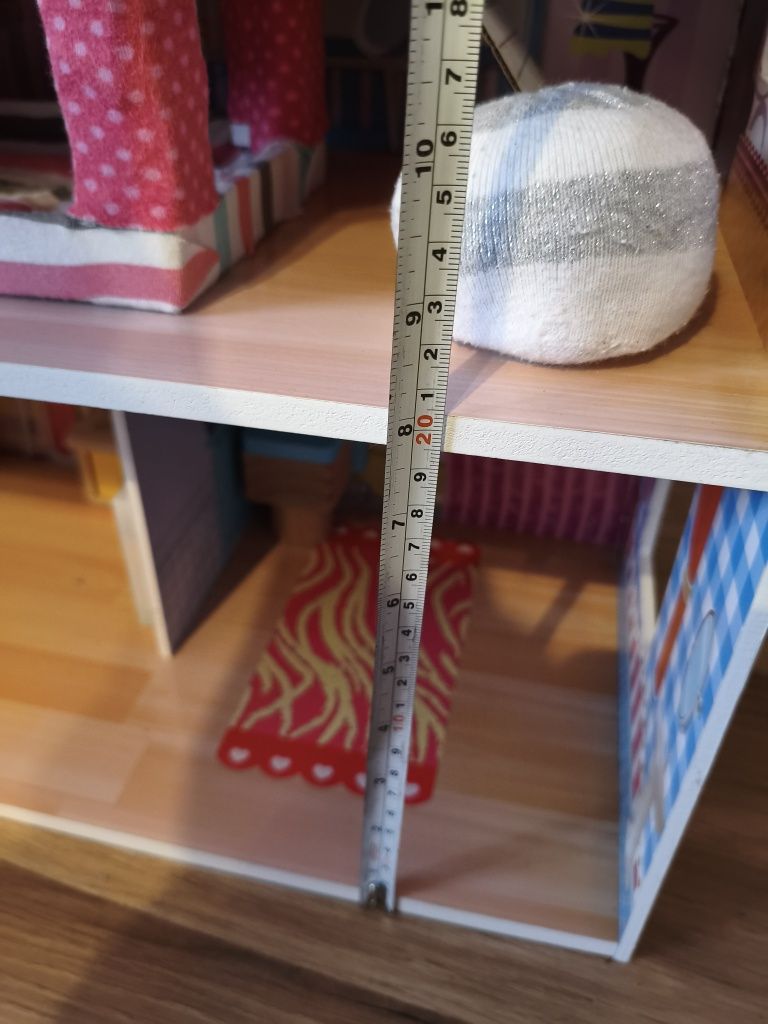 Domek drewniany dla lalek oświetlenie LED