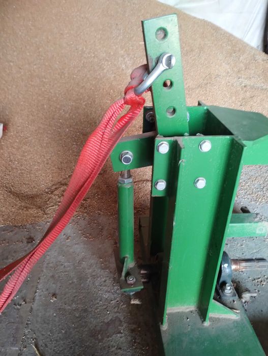 Otrzasarka do wiśni