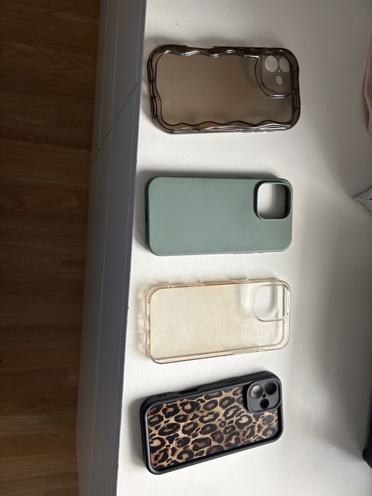 Capas do iPhone 16 plus e do Pro Max e uma do iPhone 13