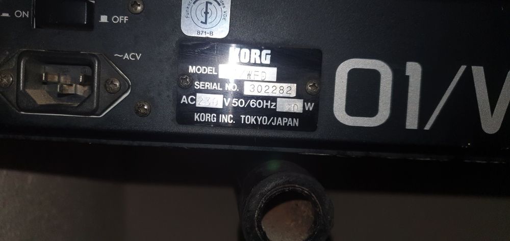 Organy KORG 01/W fd