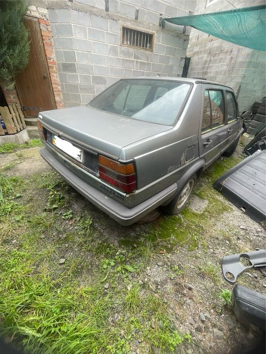 Volkswagen Jetta 2 1.6 1984-1992 р на болти