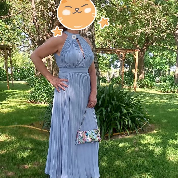 Vestido de cerimonia tamanho M azul , usado apenas uma vez . Otimo est