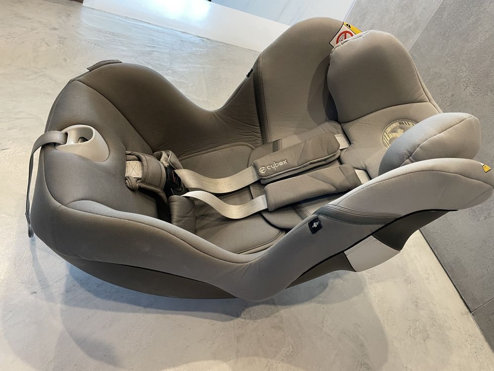 Fotelik cybex sirona m2 i-size z bazą M