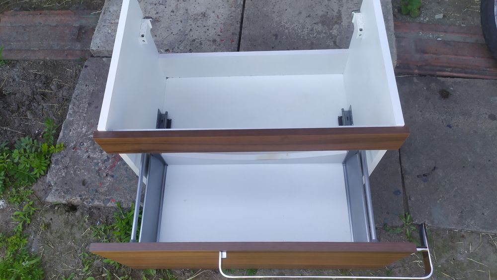 Szafka wisząca nowa