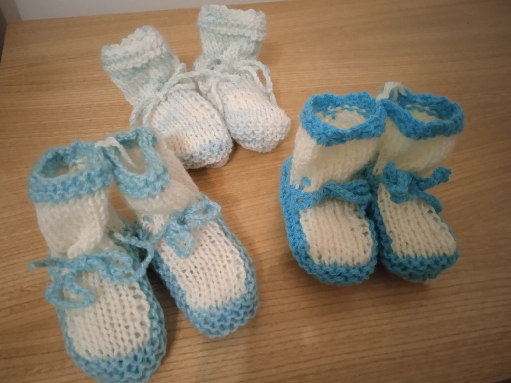 Sapatinhos de bebe/ carapins bebé