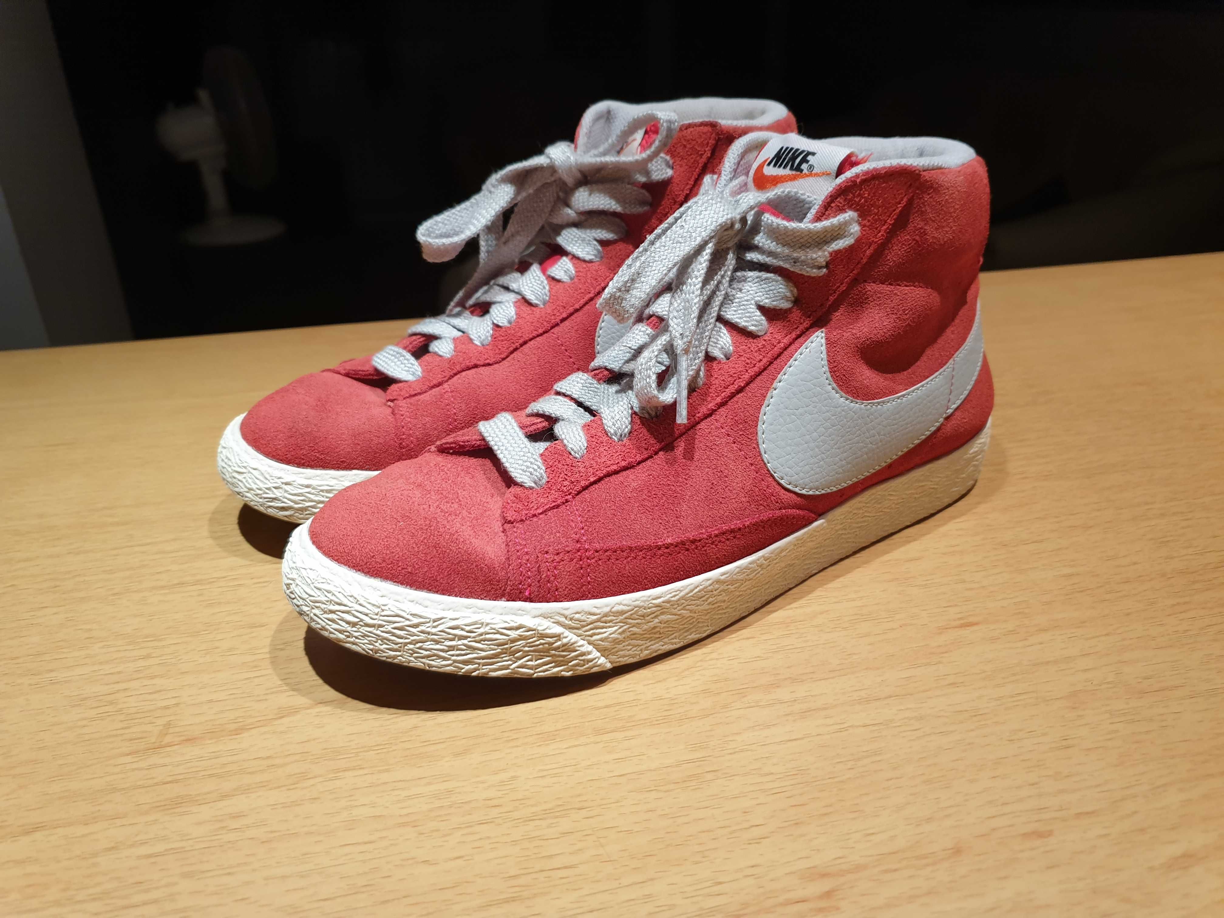 NIKE Blazer MID Premium Vintage Suede HYPER RED  r.40 25cm