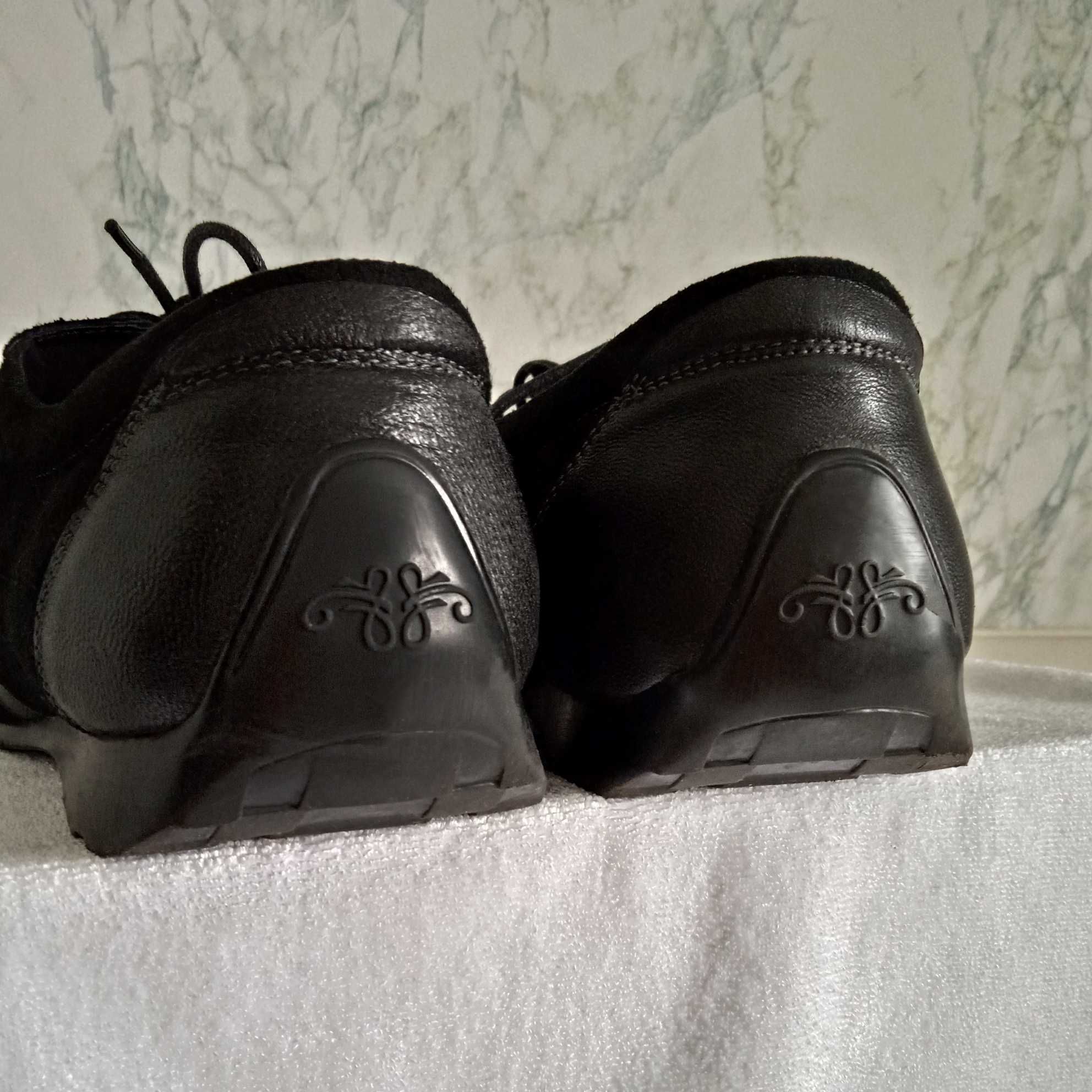 Мужские кожаные туфли 44 размер Carlo Fabino Италия черные кожа замша