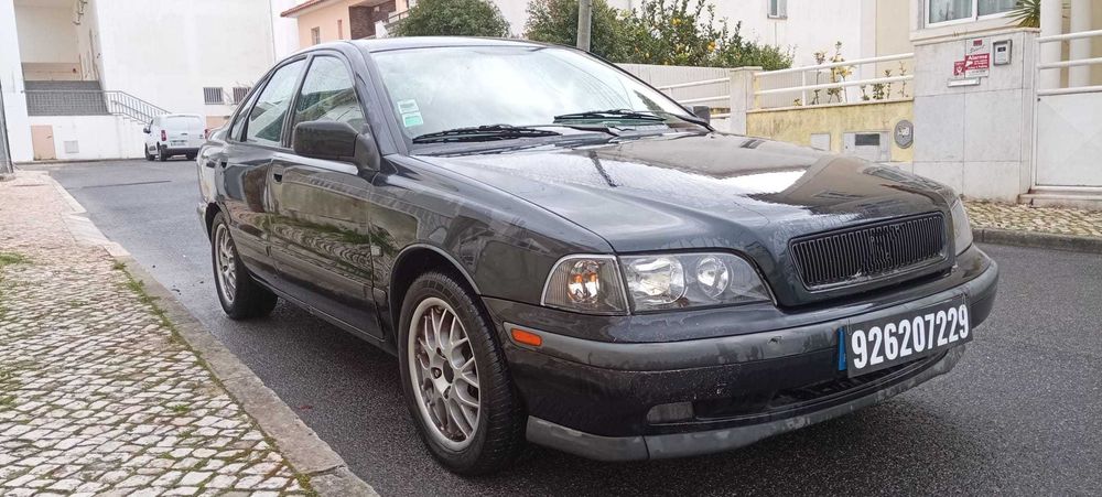 Volvo S40 T4 turbo (200cv) 97 a gpl e com ar condicionado