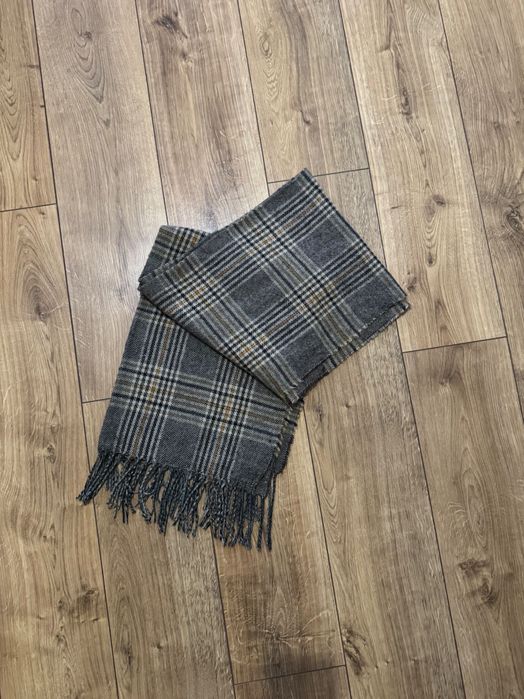 Шафр в клітинку H&M