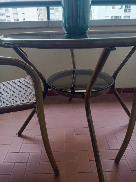 Conjunto de mesa +2 cadeiras varanda/jardim