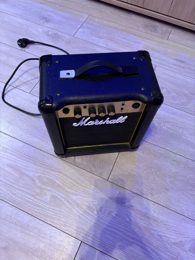 Wzmacniacz gitarowy Marshall mg10